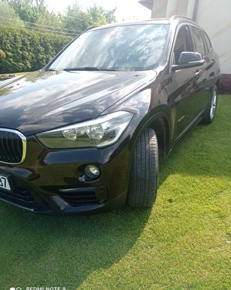 BMW X1 cena 77800 przebieg: 187000, rok produkcji 2016 z Pilzno małe 56